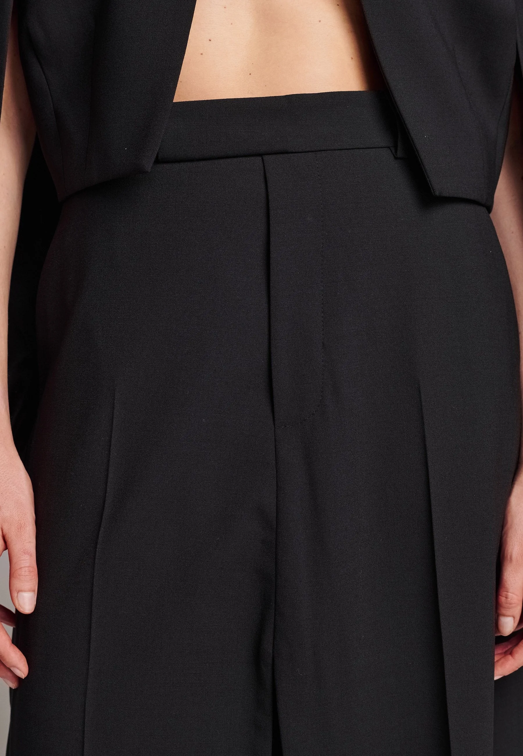 Follow Chino Maxi Skirt Black